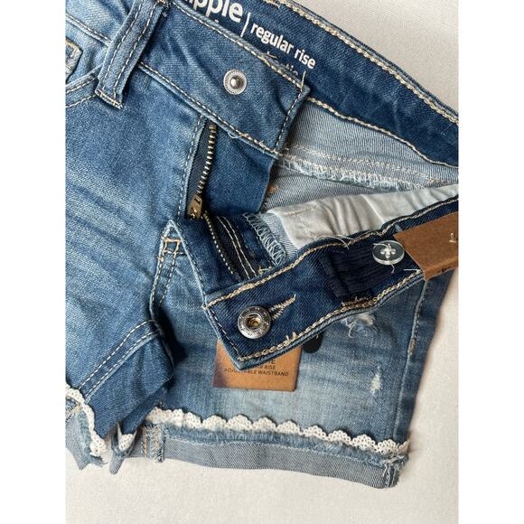 Lot of 3 Hippie Girl Denim Midi Regular Shorts Button Pockets Size 4 Blue NWT - Picture 4 of 8